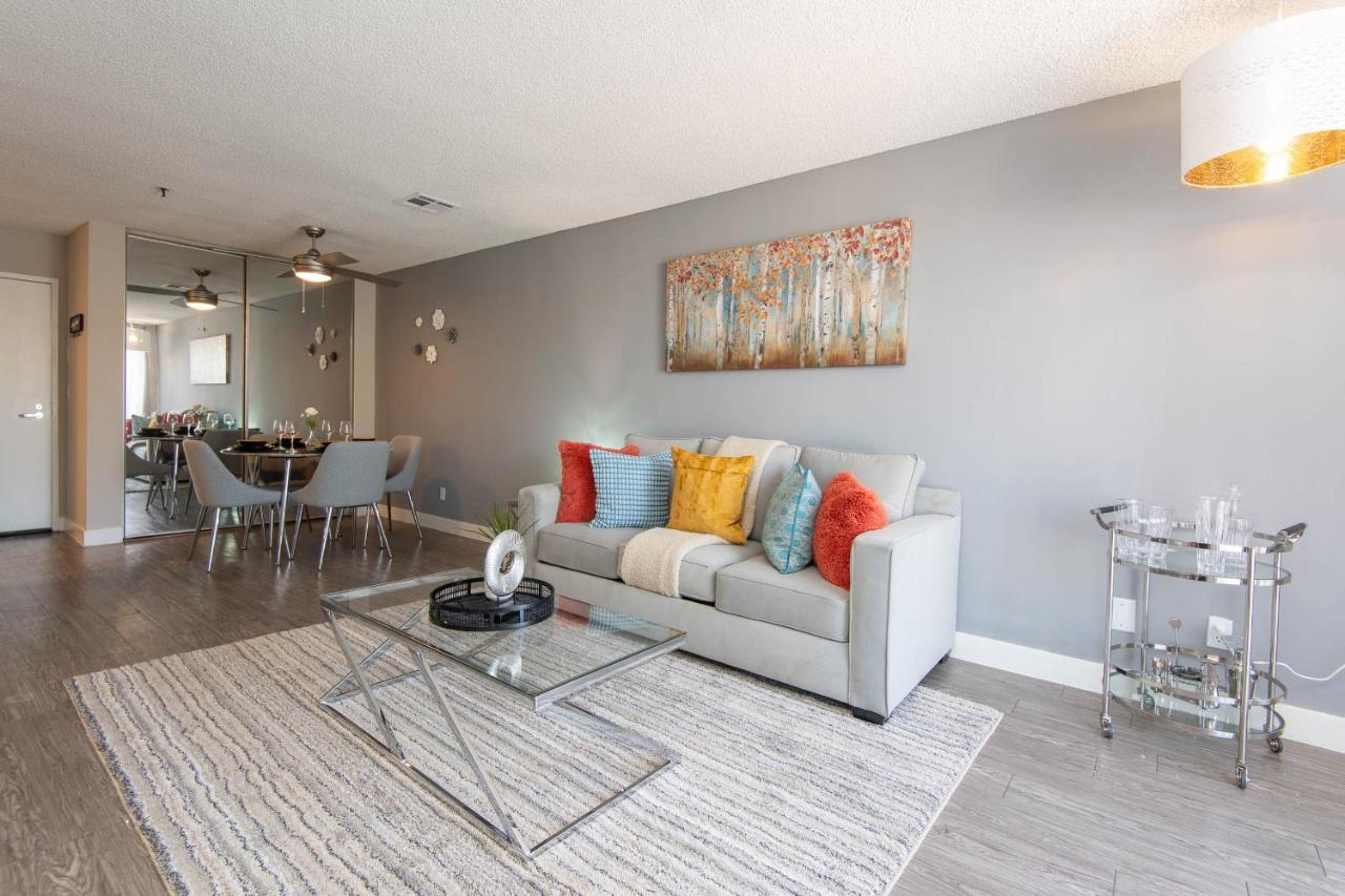 Luxury One Bedroom Apartments Free Parking&Pool Los Angeles Bagian luar foto