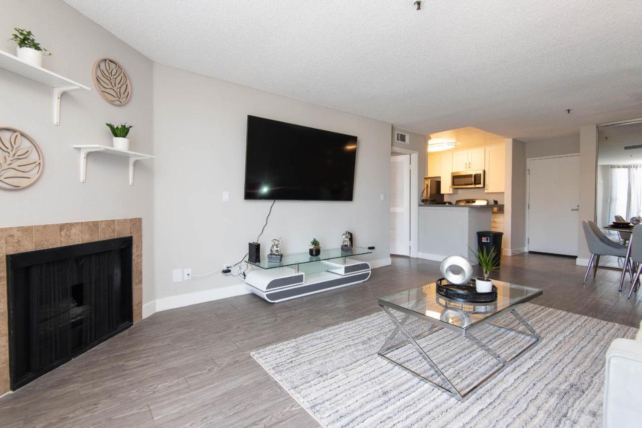 Luxury One Bedroom Apartments Free Parking&Pool Los Angeles Bagian luar foto